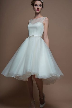 A-Line Vintage Organza durchsichtige Rücken Anständiges Brautkleid