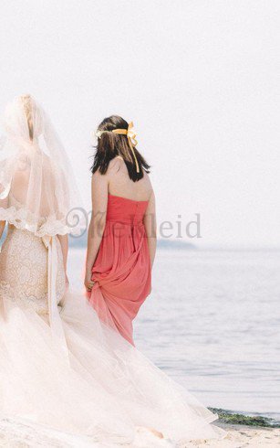 Meerjungfrau Perlenbesetztes Natürliche Taile Plissiertes Brautkleid mit Bordüre