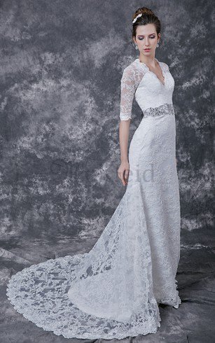 Gekerbter Ausschnitt Sweep Zug Elegantes Brautkleid mit Kristall mit Bordüre
