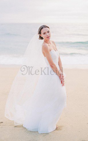 Seeküste Herz-Ausschnitt Bodenlanges Brautkleid mit Blume aus Organza