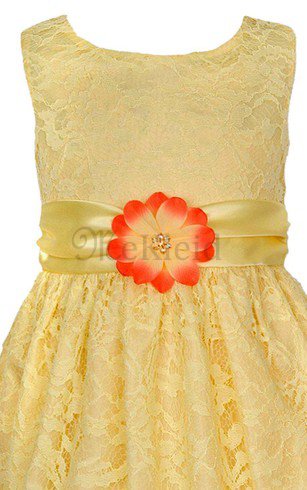 A-Line Schaufel-Ausschnitt Blumenmädchenkleid mit Bordüre mit Gekappten Ärmeln