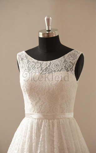 A-Line Schaufel-Ausschnitt Ärmellos Brautkleid mit Bordüre mit Gürtel
