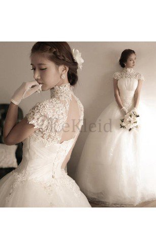 Sweep Zug Schlüsselloch Rücken Prächtiges Brautkleid mit Bordüre mit Hohem Kragen