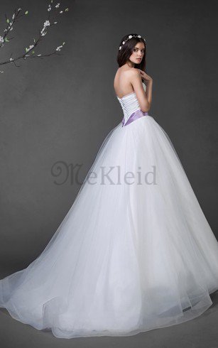 Ärmellos Duchesse-Linie Natürliche Taile Bodenlanges Brautkleid aus Tüll