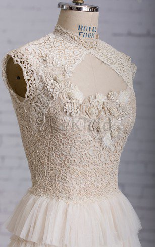 A-Linie Geschichtes Bodenlanges Brautkleid mit Blume mit Mehrschichtigen Rüsche