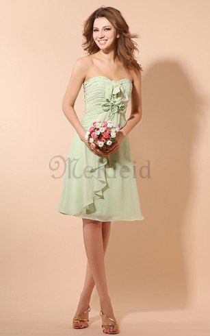 Trägerlos Herz-Ausschnitt Kurzes Brautjungfernkleid mit Blume ohne Ärmeln