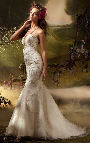 Tüll Rückenfreies Sweep Zug Brautkleid ohne Ärmeln mit Perlen