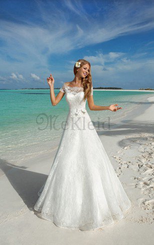 Sweep Zug Einfaches Romantisches Brautkleid mit Rücken Schnürung mit Applike