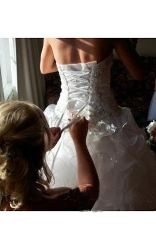 Klassisches Organza Bodenlanges Brautkleid mit Perlen mit Rüschen