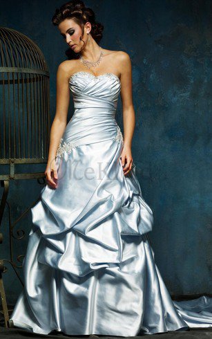 A linie Herz-Ausschnitt Bodenlanges Brautkleid mit Pick-Ups mit Applikation